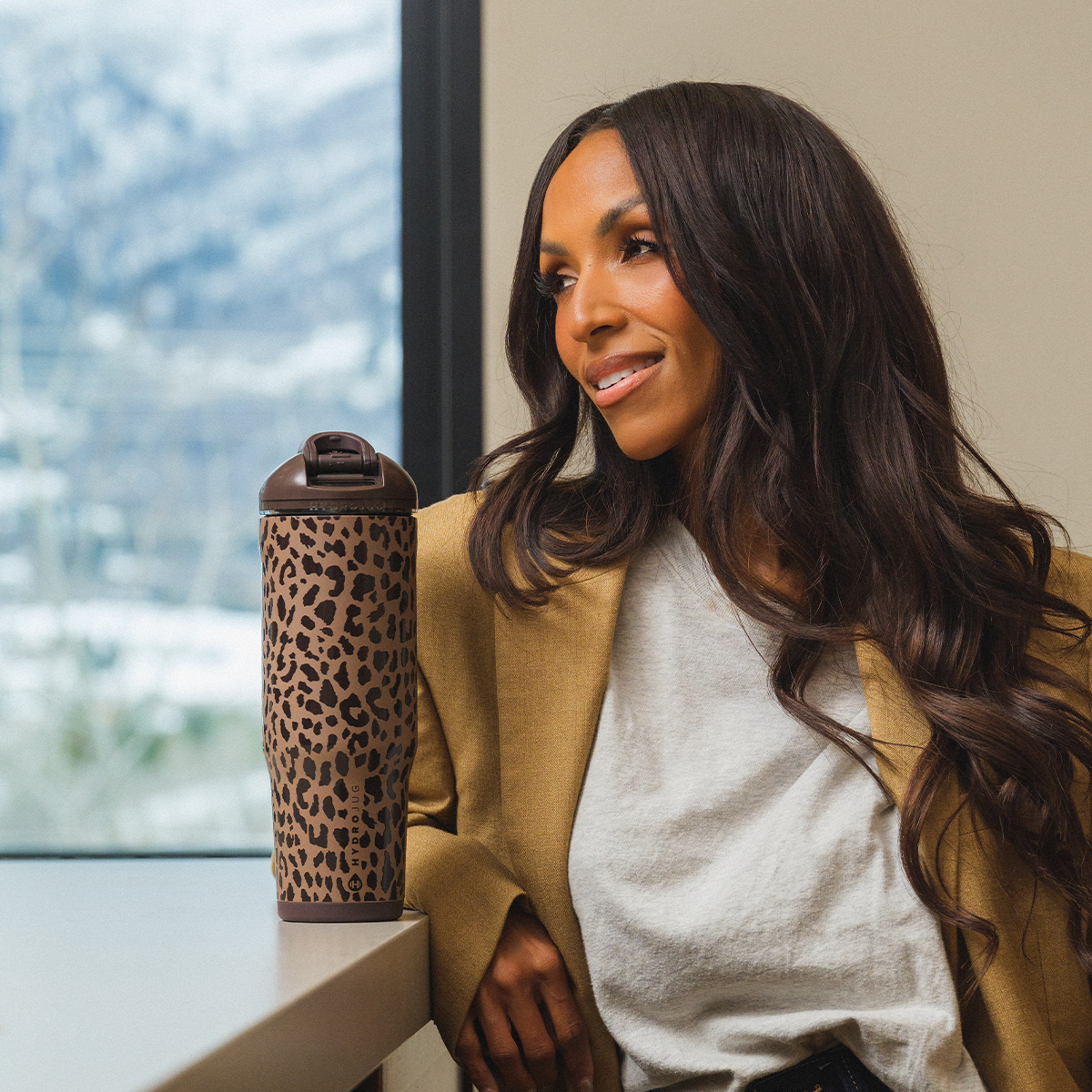 brown-leopard-32oz-946ml-d8 Ease32-BrownLeopard-WPI-8.png