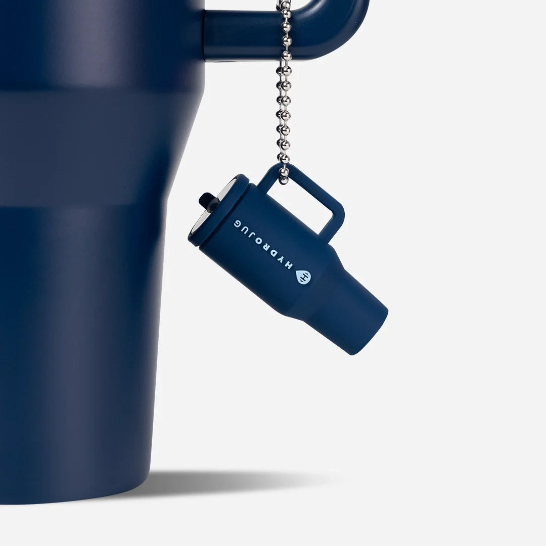 traveler-keychain-g8 Web-TravelerKeychainPhotos-Navy2.webp